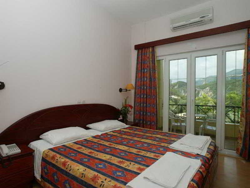 Liapades Beach Hotel Esterno foto